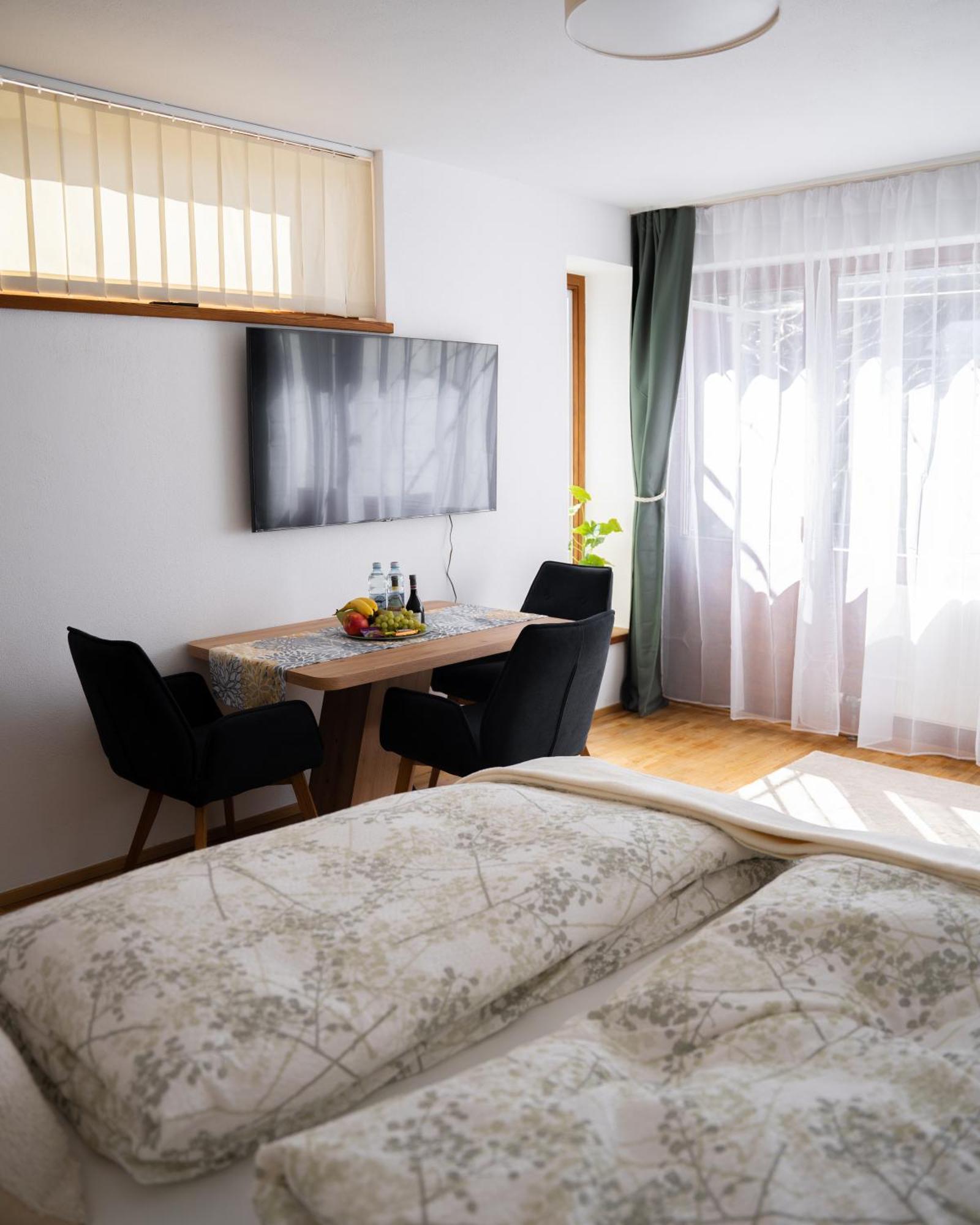 Eva Apartments - Bergisel Innsbruck Buitenkant foto